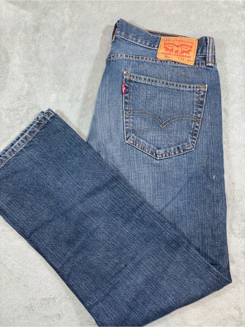 Levi’s 505 Regular Fit Straight Leg Jeans Medium Wash 33x32 Vintage 2013